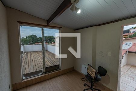 Casa à venda com 235m², 2 quartos e 2 vagasDeposito 