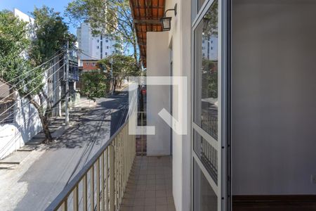 Varanda dos Quartos 1 e 2 de apartamento para alugar com 3 quartos, 94m² em Santo Antônio, Belo Horizonte