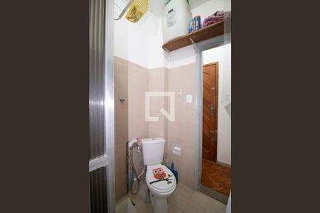 Banheiro social de apartamento à venda com 2 quartos, 37m² em Copacabana, Rio de Janeiro