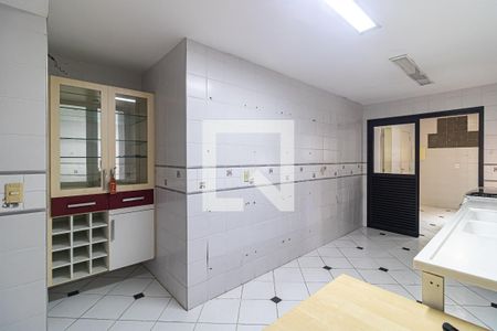 Apartamento para alugar com 147m², 2 quartos e 2 vagasCozinha