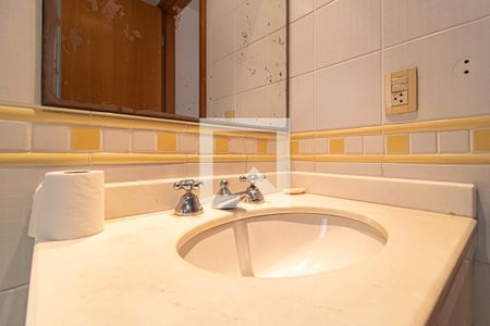 Apartamento para alugar com 147m², 2 quartos e 2 vagasBanheiro do Quarto 2