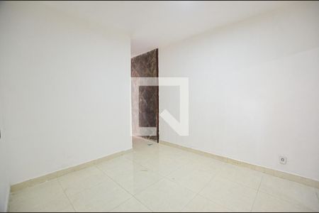 Sala de casa para alugar com 1 quarto, 70m² em Serra Grande, Niterói