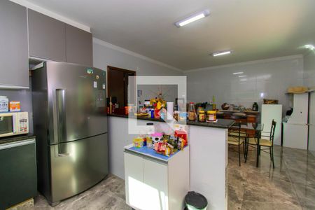 Casa para alugar com 315m², 3 quartos e 6 vagas Casa para alugar com 315m², 3 quartos e 6 vagasCozinha