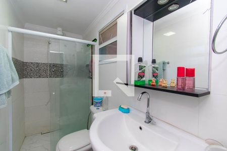 Casa para alugar com 315m², 3 quartos e 6 vagas Casa para alugar com 315m², 3 quartos e 6 vagasBanheiro da Suíte 2