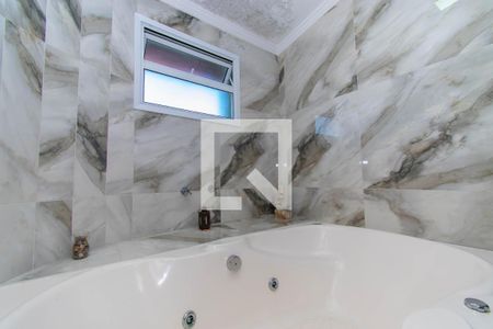 Casa para alugar com 315m², 3 quartos e 6 vagas Casa para alugar com 315m², 3 quartos e 6 vagasBanheiro da Suíte 3