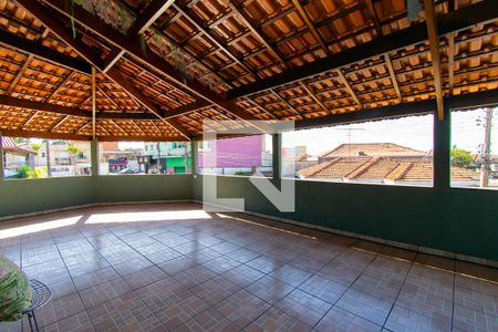 Casa para alugar com 315m², 3 quartos e 6 vagas Casa para alugar com 315m², 3 quartos e 6 vagasVaranda da Suíte 3