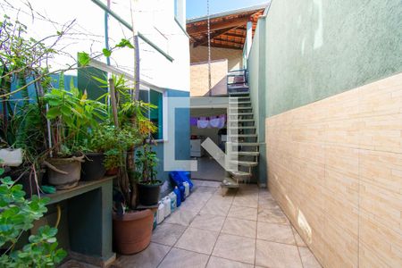 Casa para alugar com 315m², 3 quartos e 6 vagas Casa para alugar com 315m², 3 quartos e 6 vagasQuintal