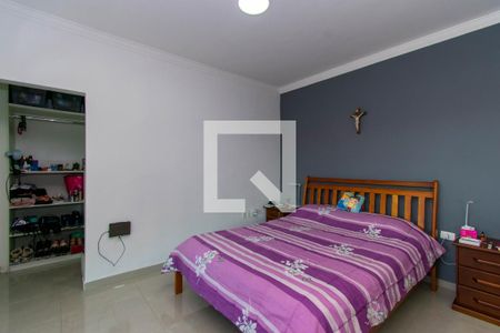 Casa para alugar com 315m², 3 quartos e 6 vagas Casa para alugar com 315m², 3 quartos e 6 vagasSuíte 3
