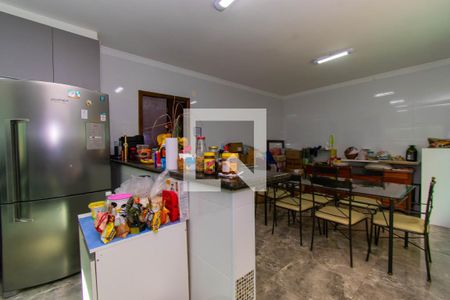 Casa para alugar com 315m², 3 quartos e 6 vagas Casa para alugar com 315m², 3 quartos e 6 vagasCozinha e Copa