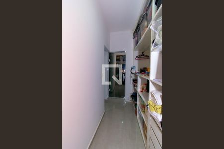 Casa para alugar com 315m², 3 quartos e 6 vagas Casa para alugar com 315m², 3 quartos e 6 vagasCloset da Suíte 3