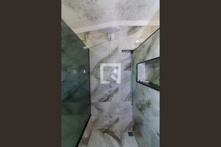 Casa para alugar com 315m², 3 quartos e 6 vagas Casa para alugar com 315m², 3 quartos e 6 vagasBanheiro da Suíte 3