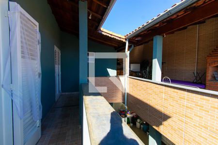 Casa para alugar com 315m², 3 quartos e 6 vagas Casa para alugar com 315m², 3 quartos e 6 vagasVaranda da Suíte 1 e Suíte 2