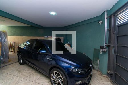 Casa para alugar com 315m², 3 quartos e 6 vagas Casa para alugar com 315m², 3 quartos e 6 vagasGaragem