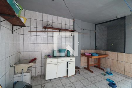 Casa para alugar com 99m², 2 quartos e 1 vagaÁrea de Serviço