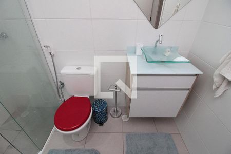 Banheiro de apartamento à venda com 2 quartos, 49m² em Santa Ifigênia, São Paulo