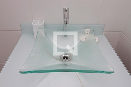 Banheiro de apartamento à venda com 2 quartos, 49m² em Santa Ifigênia, São Paulo