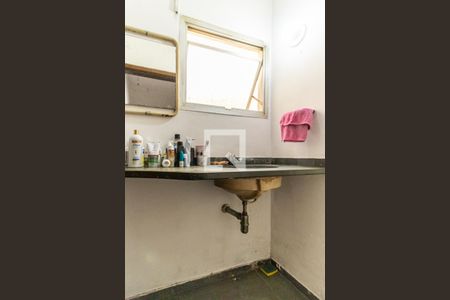 Apartamento à venda com 162m², 3 quartos e sem vagaBanheiro 1