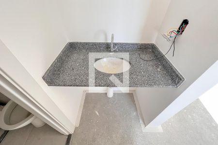 Banheiro de apartamento para alugar com 1 quarto, 30m² em Várzea da Barra Funda, São Paulo