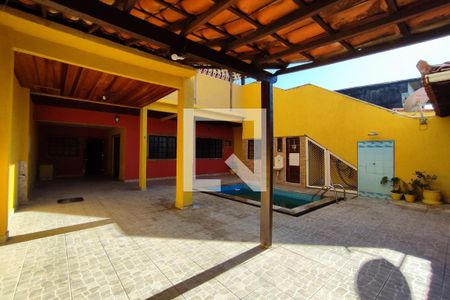 Casa à venda com 450m², 2 quartos e 3 vagasVaranda