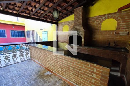 Casa à venda com 450m², 2 quartos e 3 vagasChurrasqueira