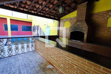 Casa à venda com 450m², 2 quartos e 3 vagasChurrasqueira