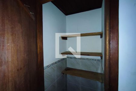 Casa à venda com 450m², 2 quartos e 3 vagasDispensa