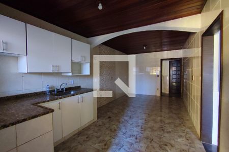 Casa à venda com 450m², 2 quartos e 3 vagasCozinha