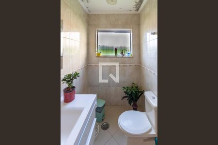 Casa à venda com 140m², 3 quartos e 4 vagas Casa à venda com 140m², 3 quartos e 4 vagasBanheiro 1