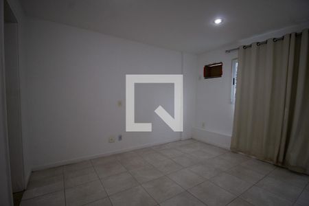 Suíte de apartamento para alugar com 2 quartos, 140m² em Recreio dos Bandeirantes, Rio de Janeiro