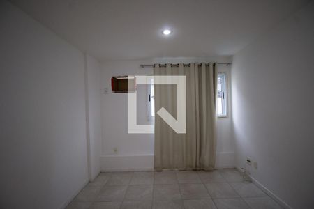 Suíte de apartamento para alugar com 2 quartos, 140m² em Recreio dos Bandeirantes, Rio de Janeiro