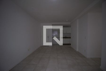 Sala de apartamento para alugar com 2 quartos, 140m² em Recreio dos Bandeirantes, Rio de Janeiro