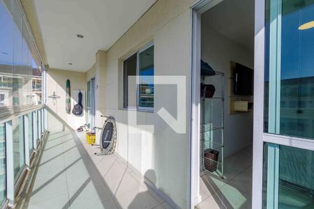 Apartamento à venda com 205m², 3 quartos e 3 vagas Apartamento à venda com 205m², 3 quartos e 3 vagasVaranda Quartos