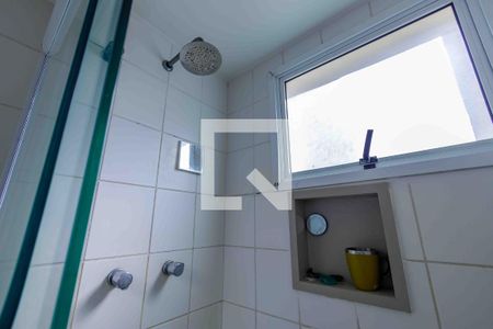 Apartamento à venda com 205m², 3 quartos e 3 vagas Apartamento à venda com 205m², 3 quartos e 3 vagasBanheiro Suíte