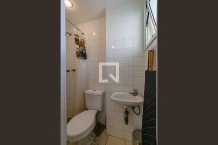 Apartamento à venda com 205m², 3 quartos e 3 vagas Apartamento à venda com 205m², 3 quartos e 3 vagasBanheiro de Serviço