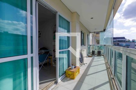 Apartamento à venda com 205m², 3 quartos e 3 vagas Apartamento à venda com 205m², 3 quartos e 3 vagasVaranda Quartos