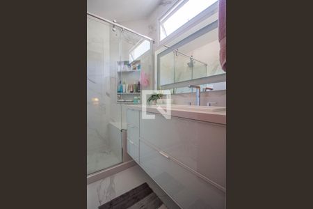 Apartamento à venda com 140m², 3 quartos e 2 vagasBanheiro da Suíte