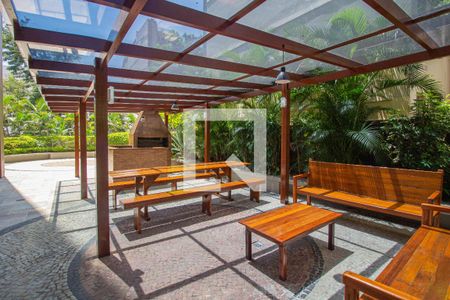 Apartamento à venda com 140m², 3 quartos e 2 vagasÁrea comum - Churrasqueira