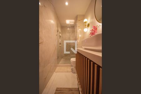 Apartamento à venda com 140m², 3 quartos e 2 vagasBanheiro Social 1