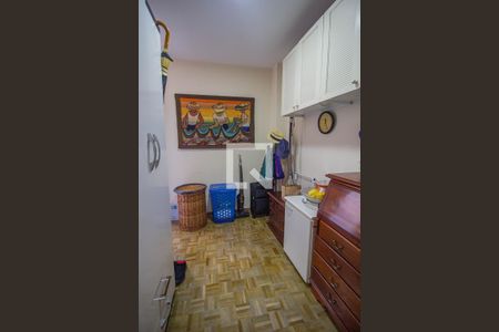 Apartamento à venda com 140m², 3 quartos e 2 vagasÁrea de Serviço