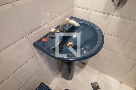 Apartamento à venda com 97m², 3 quartos e sem vagaSuíte - Banheiro