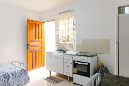 Sala Quarto e Cozinha de kitnet/studio para alugar com 1 quarto, 17m² em Parque das Nações, Santo André