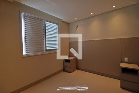 Quarto 1 de apartamento para alugar com 3 quartos, 205m² em Tabajaras, Uberlândia