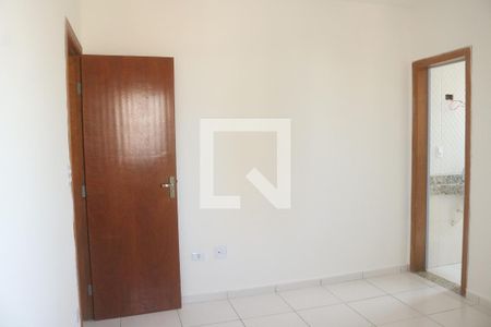 Apartamento para alugar com 99m², 2 quartos e 1 vagaSuíte