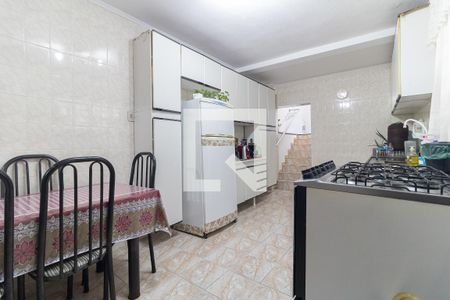 Casa à venda com 170m², 3 quartos e 2 vagasCozinha