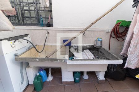 Casa à venda com 170m², 3 quartos e 2 vagasLavanderia