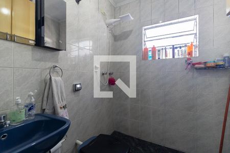 Casa à venda com 170m², 3 quartos e 2 vagasBanheiro 2