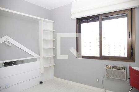 Quarto 2 de apartamento para alugar com 3 quartos, 140m² em Bela Vista, Porto Alegre