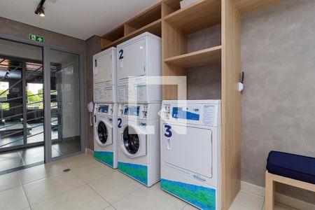 Studio para alugar com 20m², 1 quarto e sem vaga Studio para alugar com 20m², 1 quarto e sem vagaLavanderia
