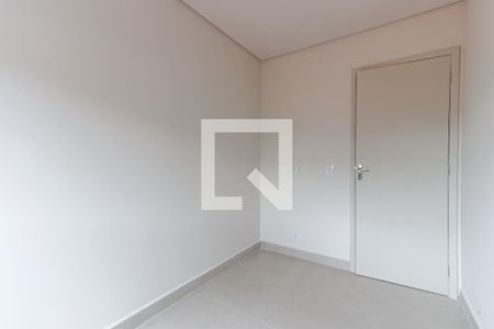 Quarto 2 de apartamento para alugar com 2 quartos, 44m² em Vila Gustavo, São Paulo