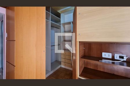 Apartamento à venda com 147m², 3 quartos e 1 vagaCloset da suíte